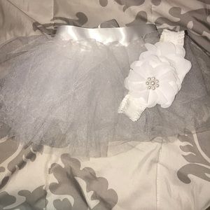 Babygirl’s tutu and headband